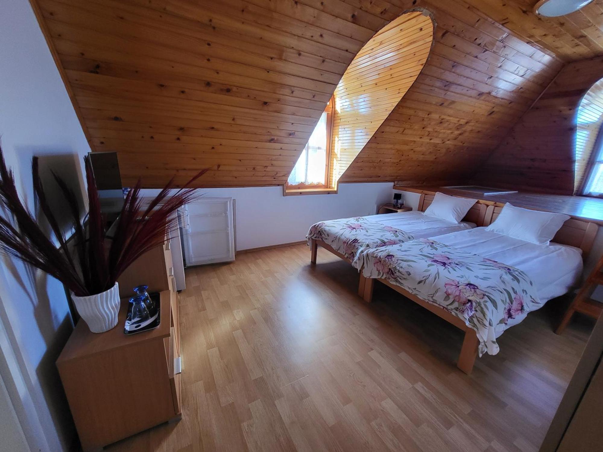 Bella Villa Apartmanhaz 扎马迪 外观 照片